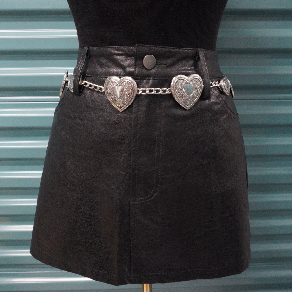 NEW! Silver Heart Chain Belt